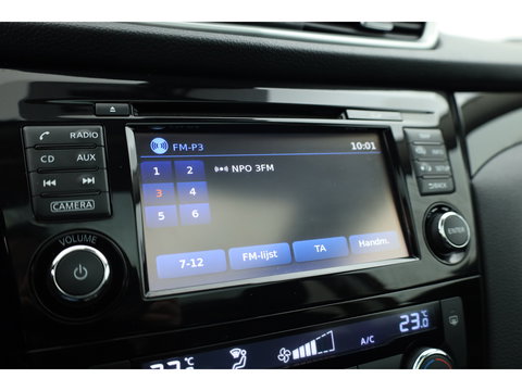 Nissan QASHQAI 1.2 N-Connecta | Panoramadak | Trekhaak | 360cam | Lane Assist | Cruise Control | 18"  controleren