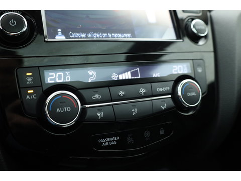 Nissan QASHQAI 1.2 N-Connecta | Panoramadak | Trekhaak | 360cam | Lane Assist | Cruise Control | 18"  controleren