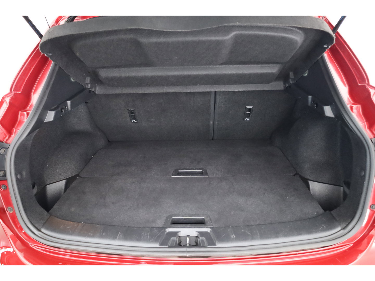 Nissan QASHQAI 1.2 N-Connecta | Panoramadak | Trekhaak | 360cam | Lane Assist | Cruise Control | 18"  controleren