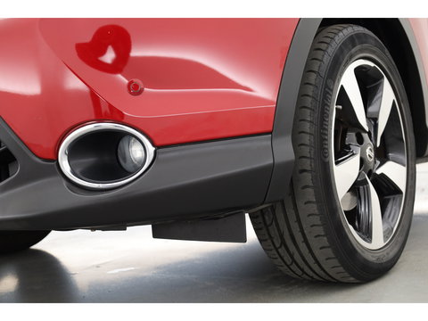 Nissan QASHQAI 1.2 N-Connecta | Panoramadak | Trekhaak | 360cam | Lane Assist | Cruise Control | 18"  controleren