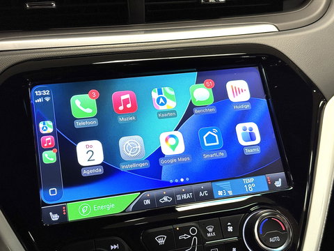 Opel Ampera-E Business executive 60 kWh | SOH 100% | Origneel Nederlands | Trekhaak | Apple Carplay | Android Auto | Stoelverwarming | Stuurwielverwarming | Bose | DAB | Camera |