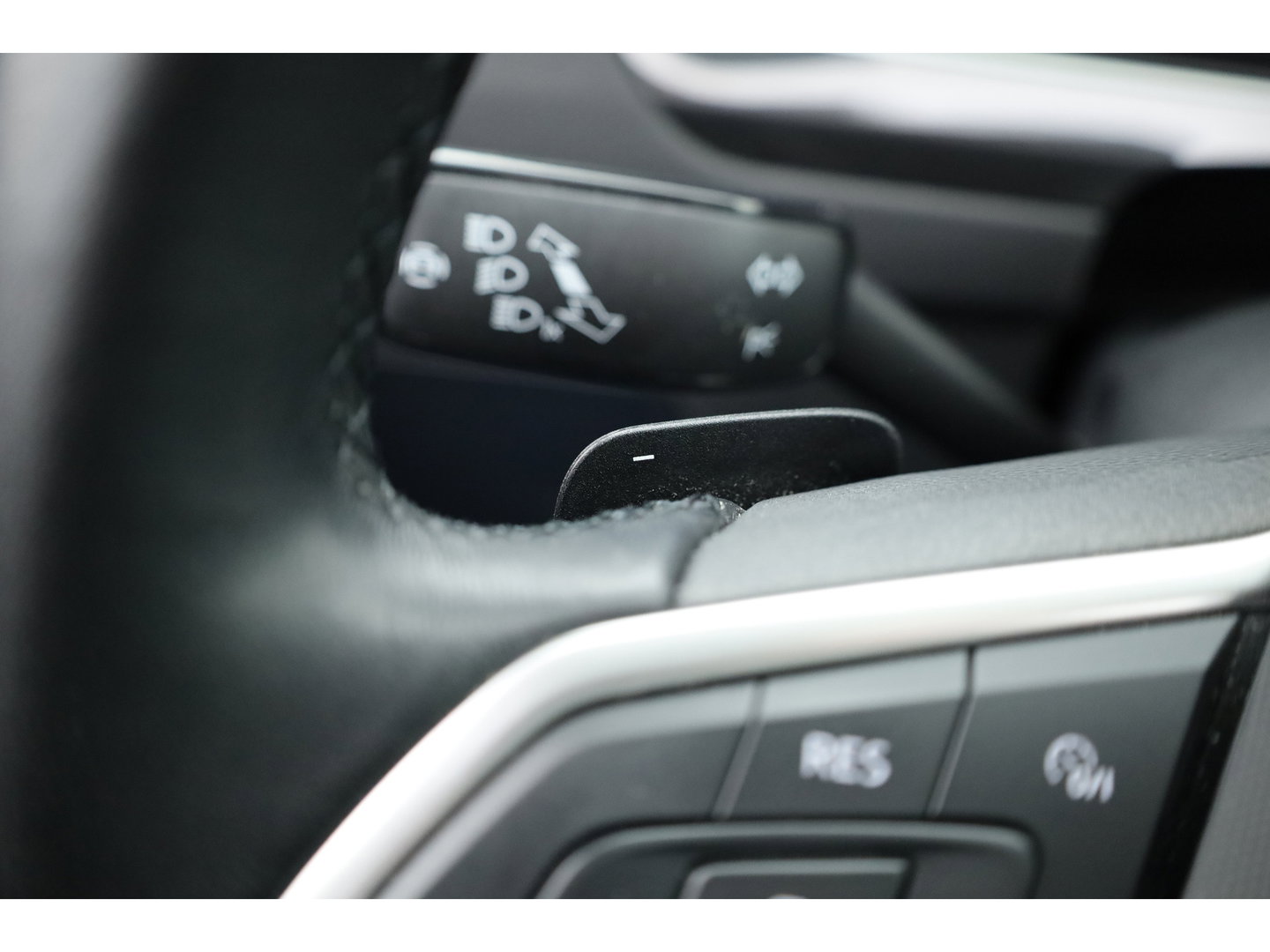 Volkswagen Tiguan 1.4 TSI eHybrid Elegance | Pano | 360cam |  Massage | IQ. Light | Stoel- Stuurverw. | Adapt. Cruise | Dodehoekdet.