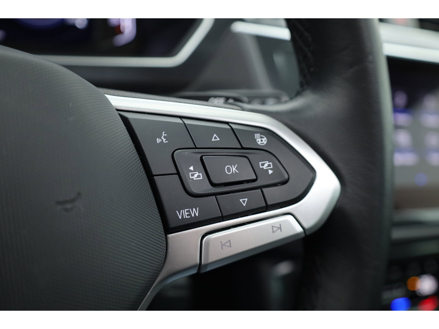 Volkswagen Tiguan 1.4 TSI eHybrid Elegance | Pano | 360cam |  Massage | IQ. Light | Stoel- Stuurverw. | Adapt. Cruise | Dodehoekdet.