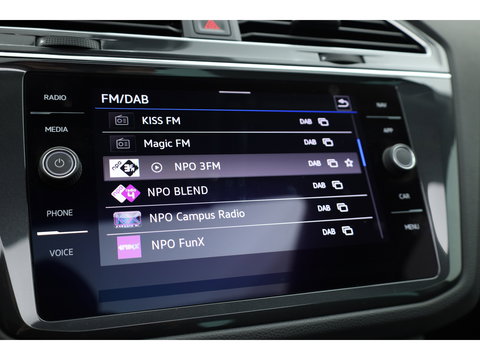 Volkswagen Tiguan 1.4 TSI eHybrid Elegance | Pano | 360cam |  Massage | IQ. Light | Stoel- Stuurverw. | Adapt. Cruise | Dodehoekdet.