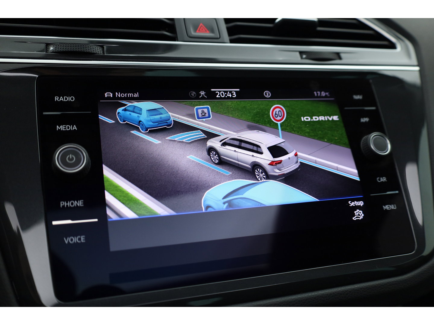 Volkswagen Tiguan 1.4 TSI eHybrid Elegance | Pano | 360cam |  Massage | IQ. Light | Stoel- Stuurverw. | Adapt. Cruise | Dodehoekdet.