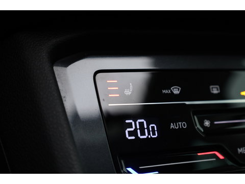 Volkswagen Tiguan 1.4 TSI eHybrid Elegance | Pano | 360cam |  Massage | IQ. Light | Stoel- Stuurverw. | Adapt. Cruise | Dodehoekdet.