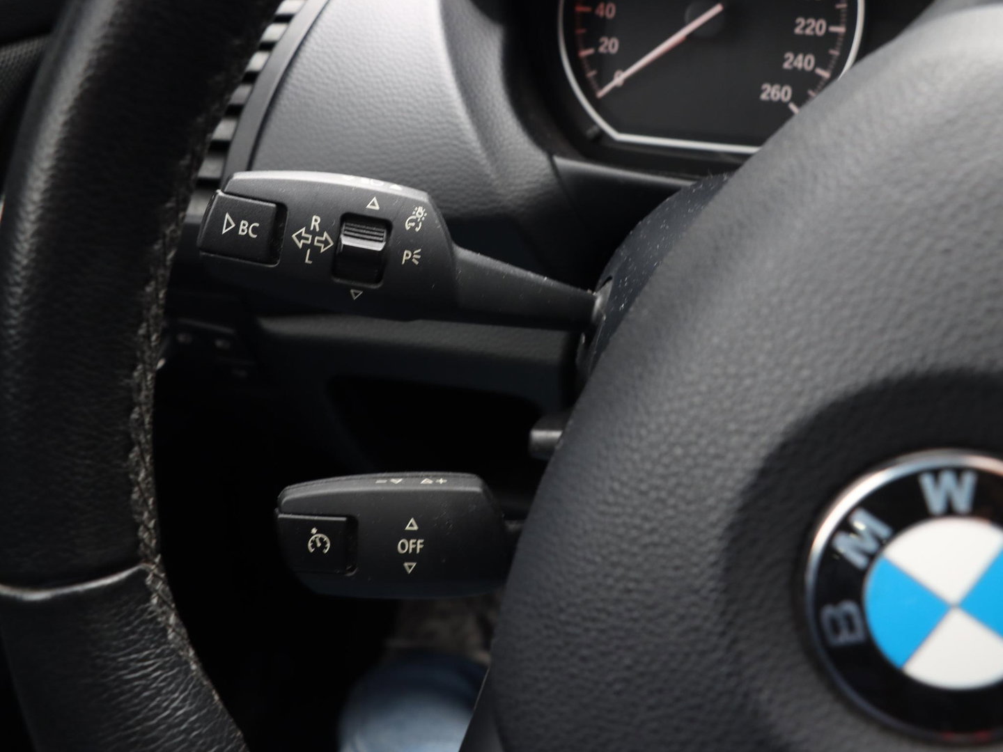 BMW 1-serie 120i 170pk Sportstoelen Schuifdak Xenon 17 inch