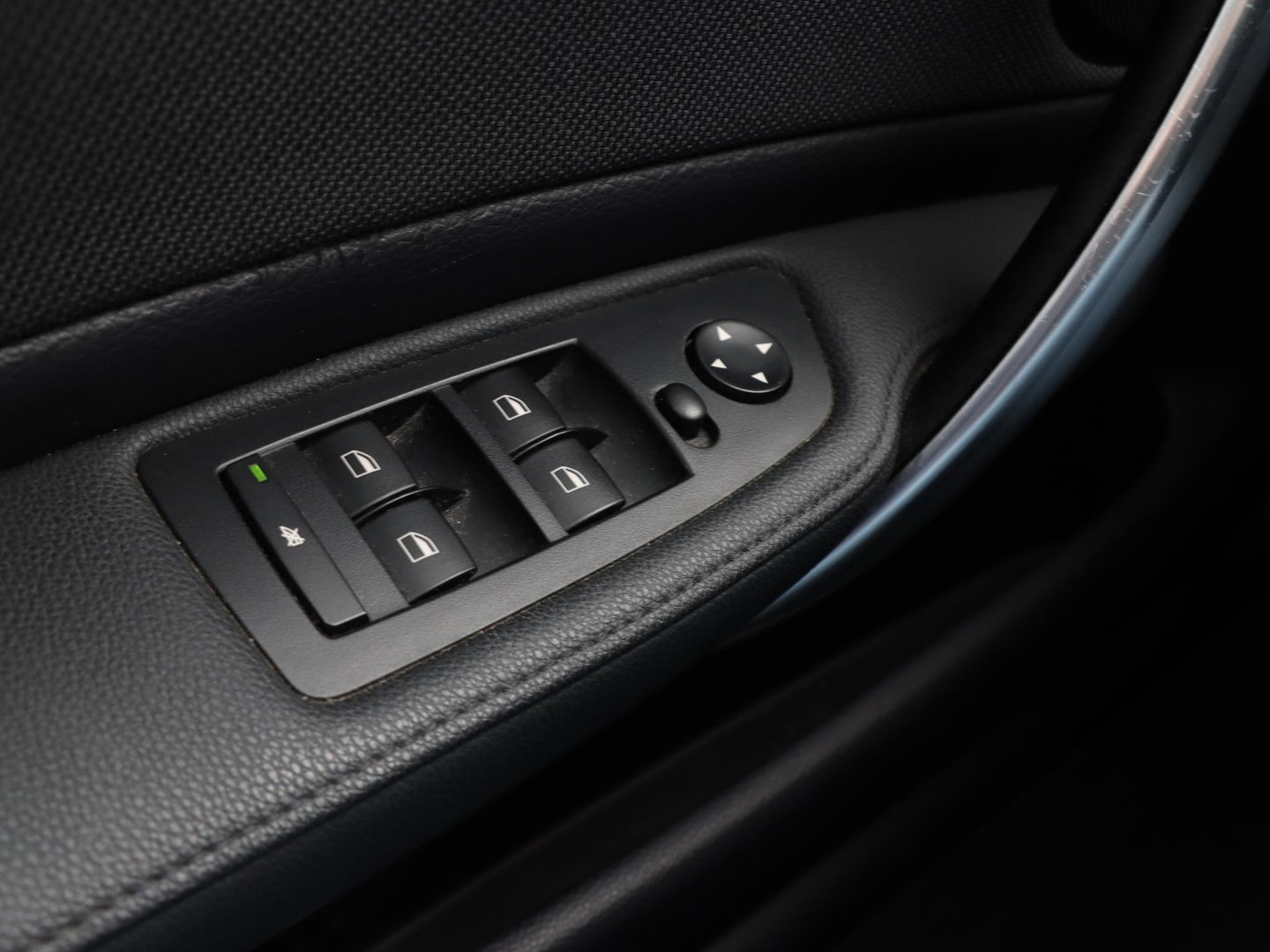 BMW 1-serie 120i 170pk Sportstoelen Schuifdak Xenon 17 inch