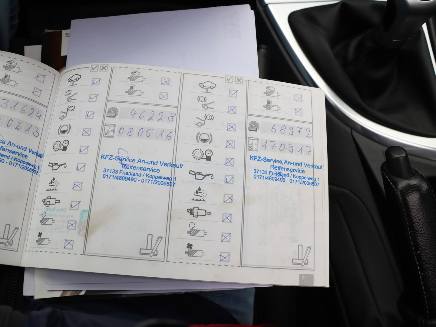 BMW 1-serie 120i 170pk Sportstoelen Schuifdak Xenon 17 inch