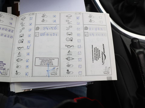 BMW 1-serie 120i 170pk Sportstoelen Schuifdak Xenon 17 inch