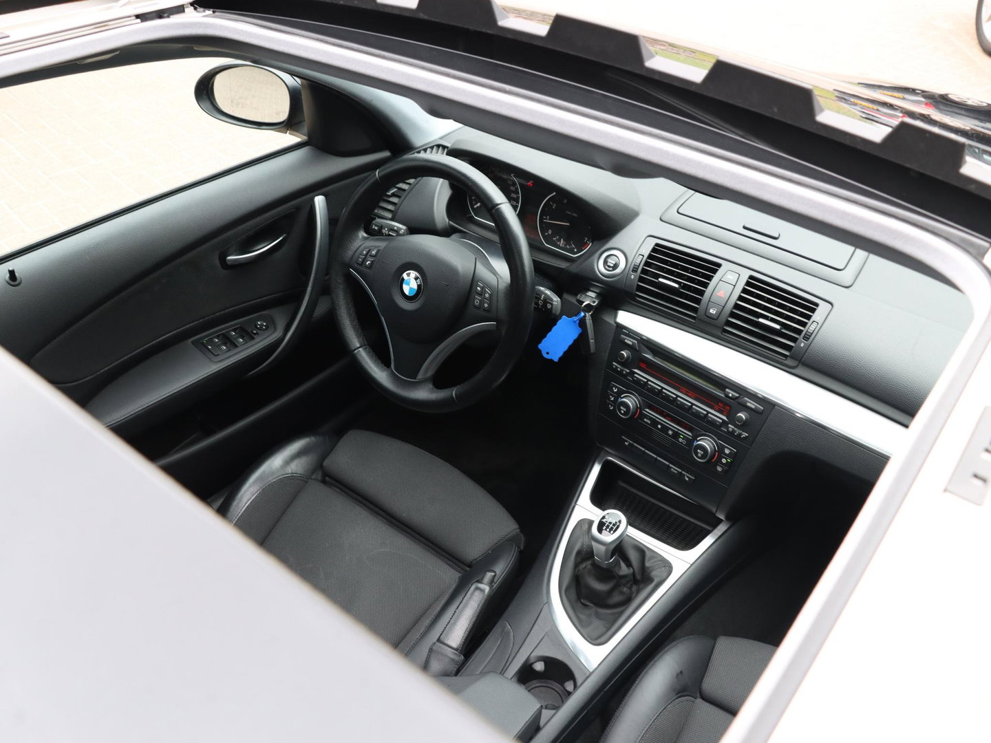 BMW 1-serie 120i 170pk Sportstoelen Schuifdak Xenon 17 inch