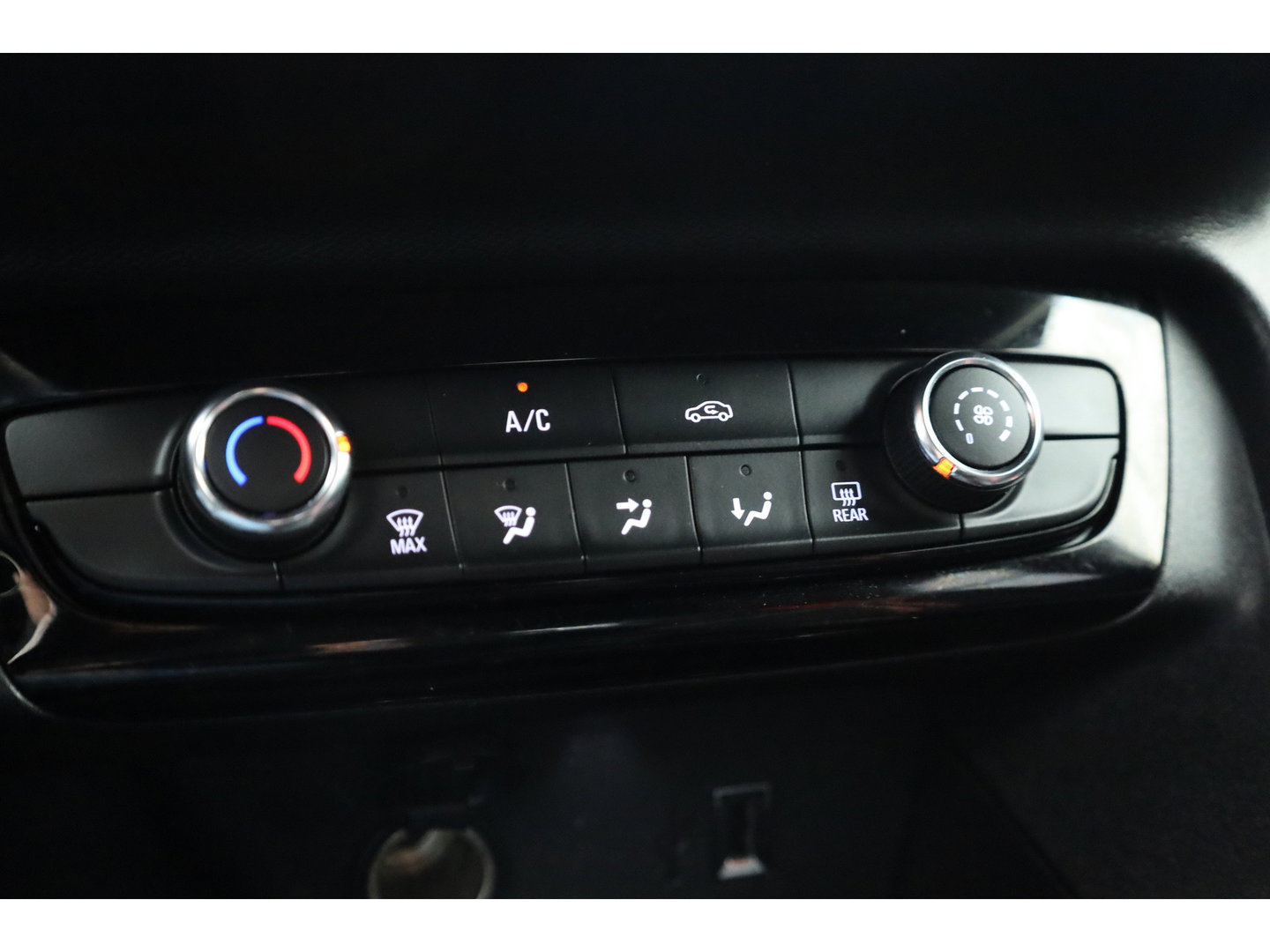 Opel Corsa 1.2 GS Line | Apple CarPlay & Android Auto | Cruise Ctrl. | Airco | LED | DAB