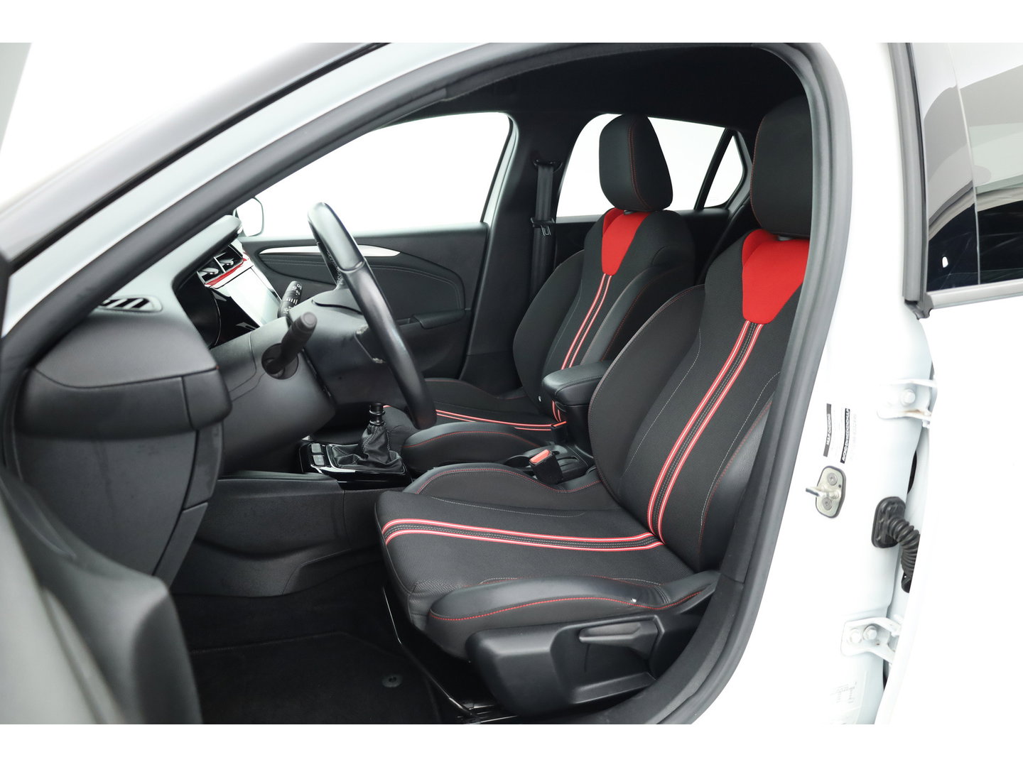 Opel Corsa 1.2 GS Line | Apple CarPlay & Android Auto | Cruise Ctrl. | Airco | LED | DAB