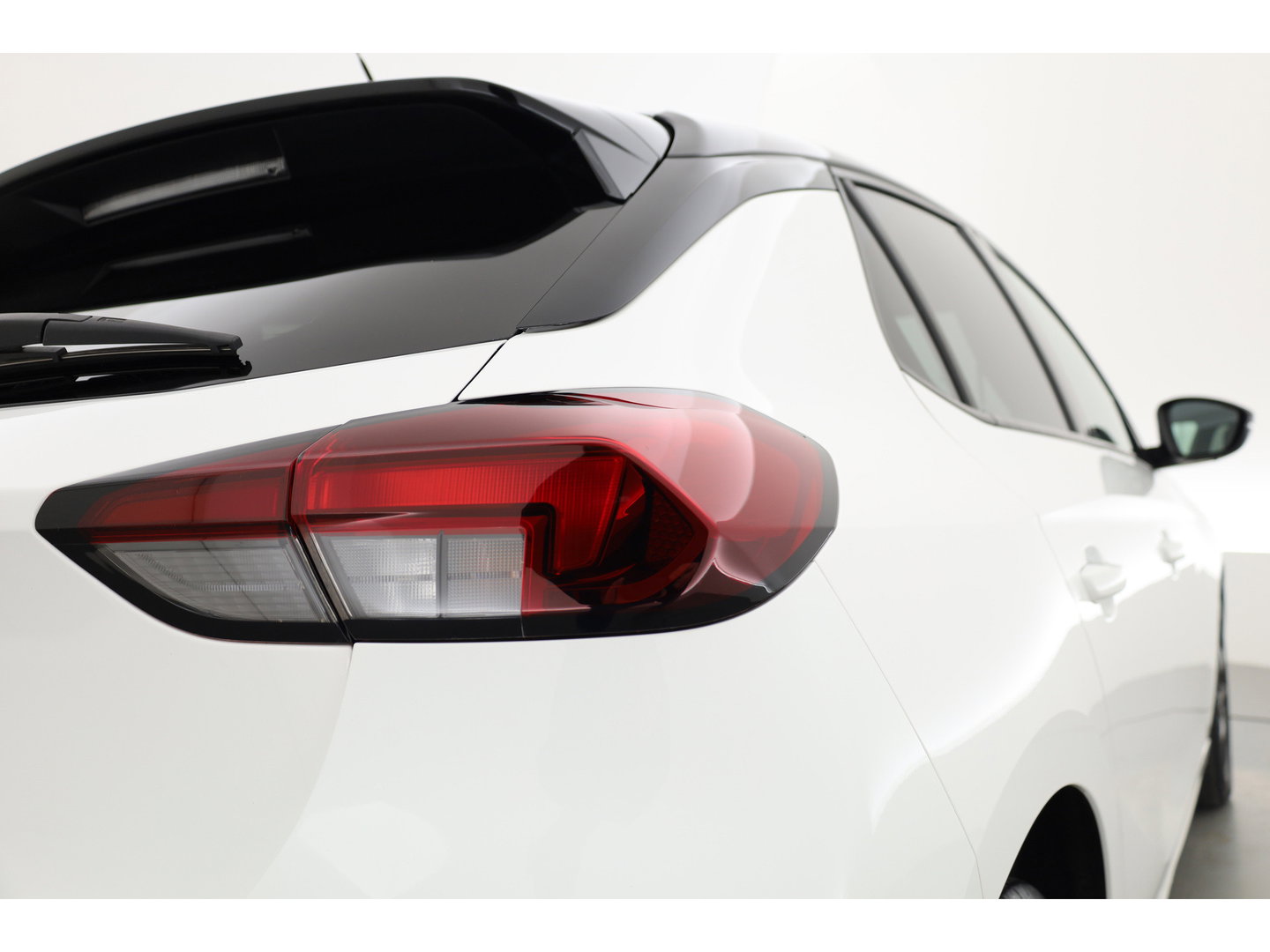 Opel Corsa 1.2 GS Line | Apple CarPlay & Android Auto | Cruise Ctrl. | Airco | LED | DAB