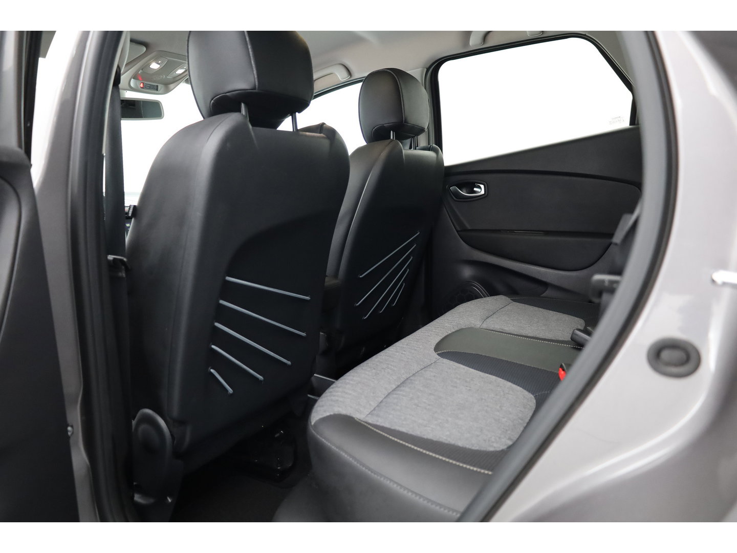 Renault Captur 0.9 TCe Intens | Navi | LED | All Season | Camera | Cruise Ctrl. | Clima | Android Auto | 17''