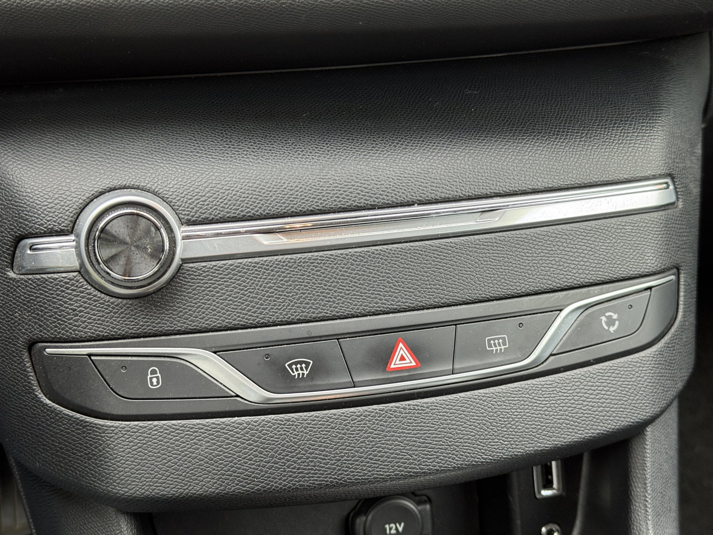 Peugeot 308 SW 1.6 BlueHDI Blue Lease Pack | Handel / Export | Navigatie | Parkeersensoren | Airconditioning | Bluetooth | Cruise Control | Trekhaak | Automatische Verlichting |