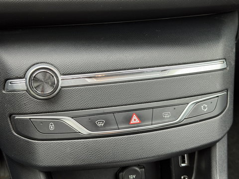 Peugeot 308 SW 1.6 BlueHDI Blue Lease Pack | Handel / Export | Navigatie | Parkeersensoren | Airconditioning | Bluetooth | Cruise Control | Trekhaak | Automatische Verlichting |