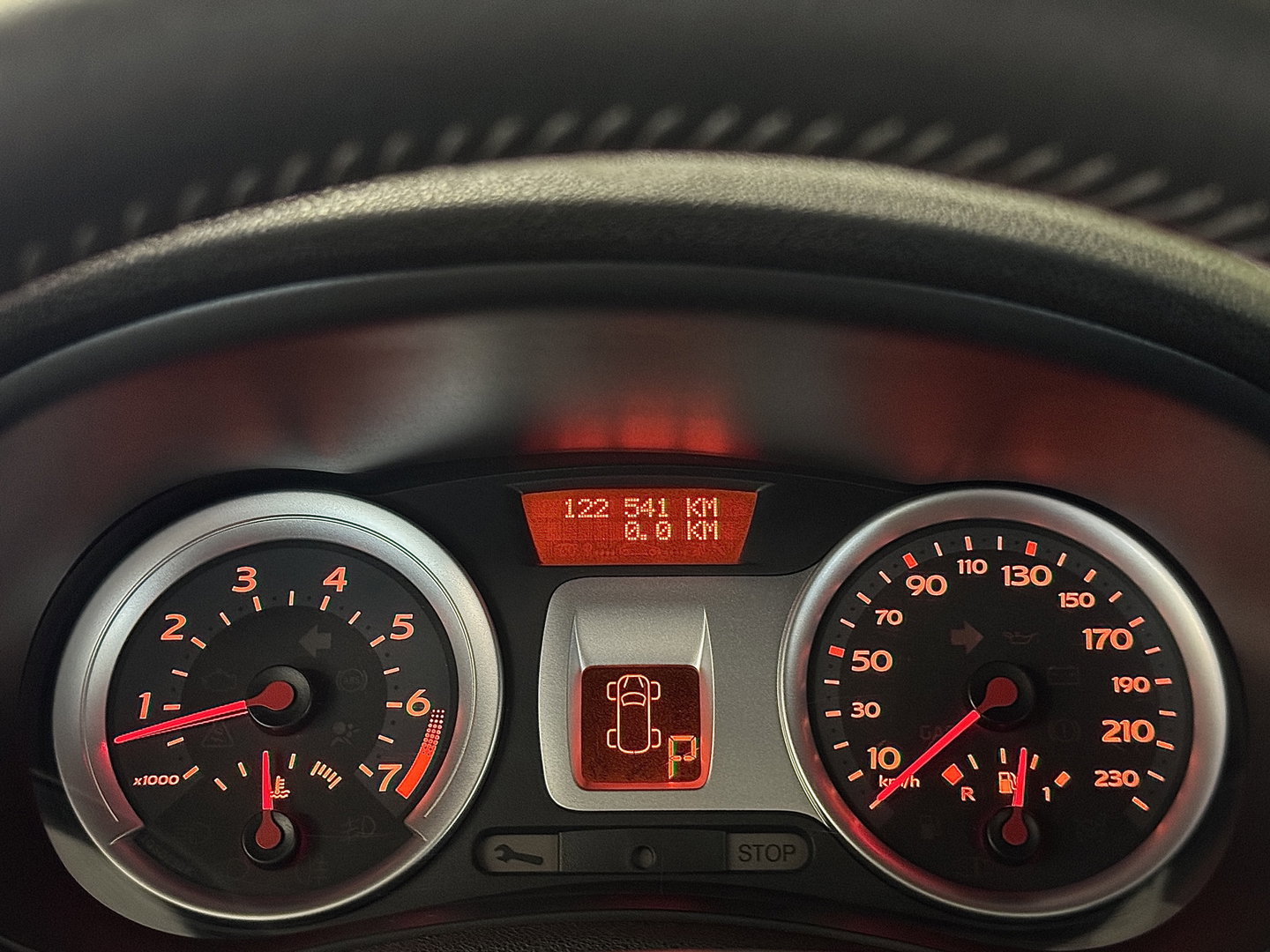 Renault Clio 1.6-16V Dynamique | Automaat | Origineel Nederlands |  NAP | Cruise Control | Radio | Trekhaak |