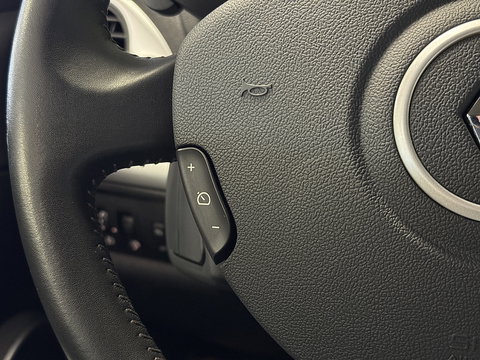 Renault Clio 1.6-16V Dynamique | Automaat | Origineel Nederlands |  NAP | Cruise Control | Radio | Trekhaak |