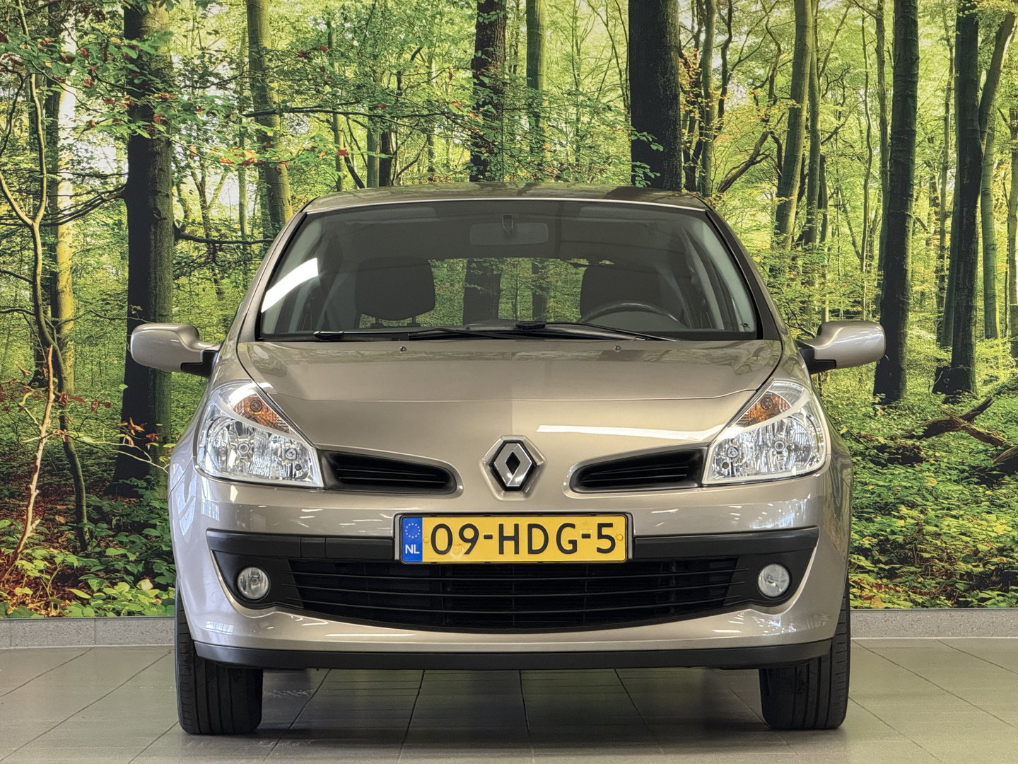 Renault Clio 1.6-16V Dynamique | Automaat | Origineel Nederlands |  NAP | Cruise Control | Radio | Trekhaak |