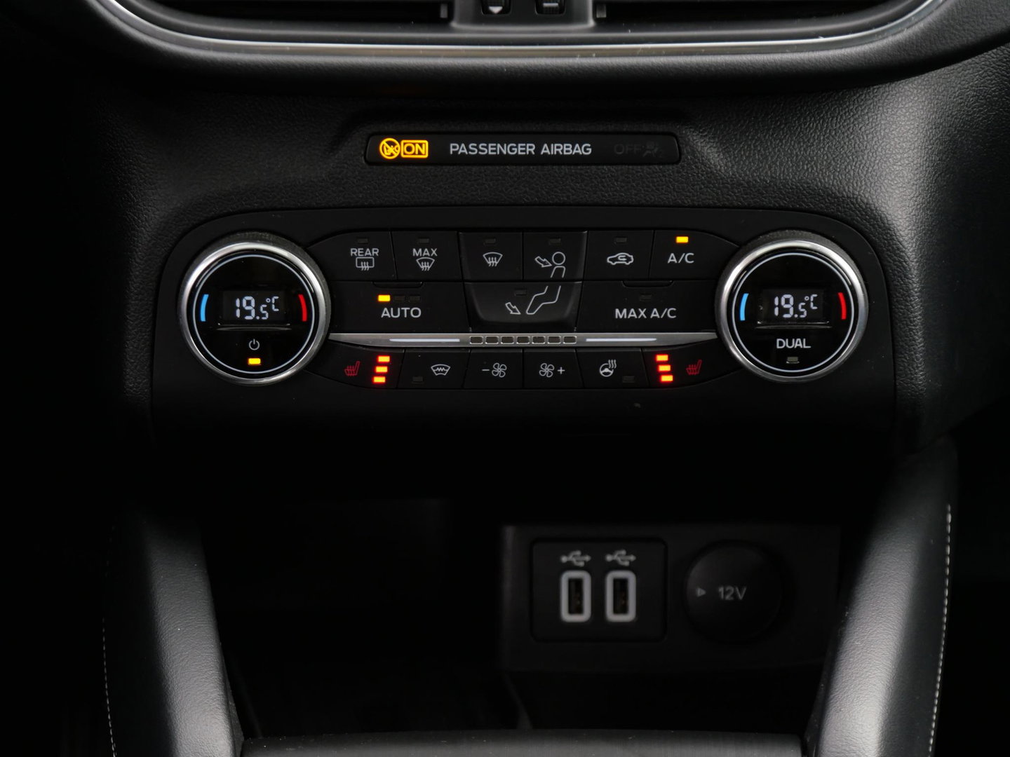 Ford Kuga 2.5 PHEV VIGNALE/ PANORAMADAK/ DRIVER ASSIST PACK/ TREKHAAK