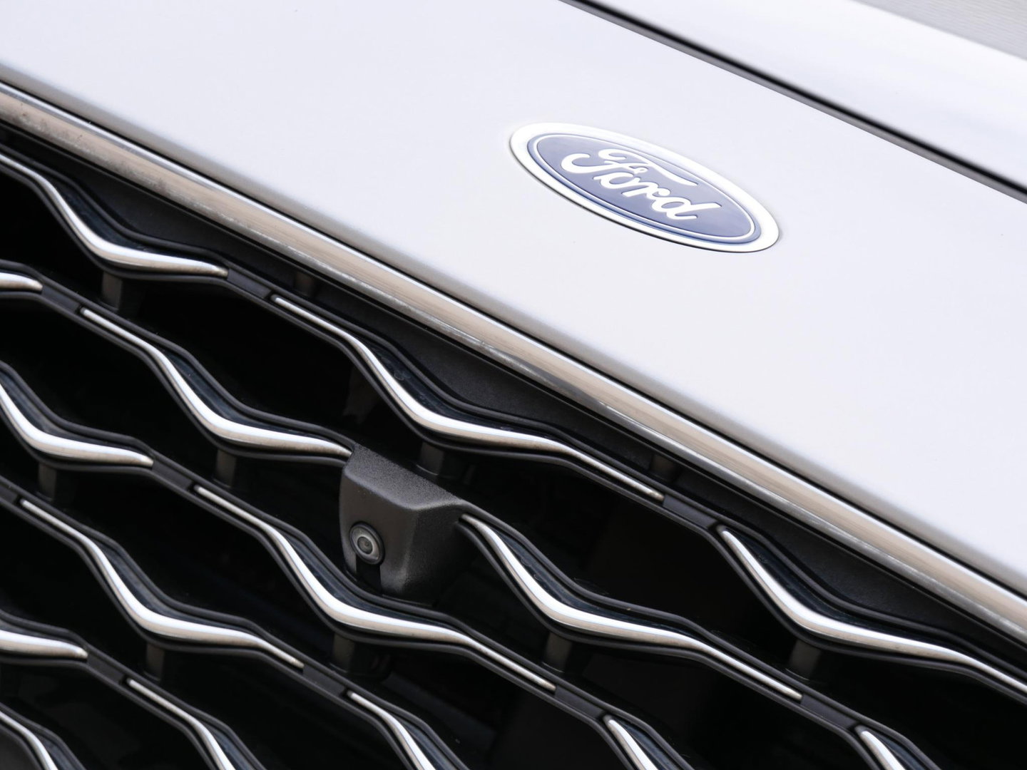 Ford Kuga 2.5 PHEV VIGNALE/ PANORAMADAK/ DRIVER ASSIST PACK/ TREKHAAK