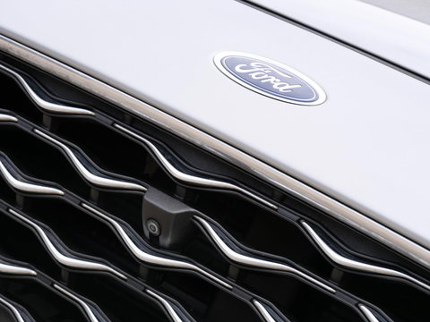 Ford Kuga 2.5 PHEV VIGNALE/ PANORAMADAK/ DRIVER ASSIST PACK/ TREKHAAK