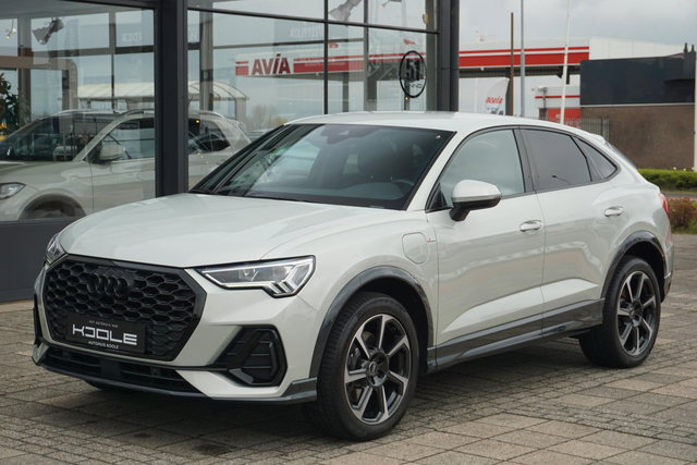 Audi Q3 - Sportback 45 TFSI e S Edition | ACC | Trekhaak