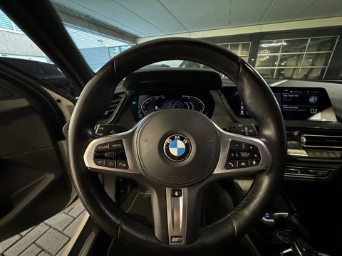 BMW 1-serie 118i High Executive M Sport Sfeer|CarPlay|NAP