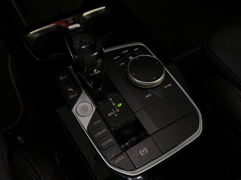 BMW 1-serie 118i High Executive M Sport Sfeer|CarPlay|NAP