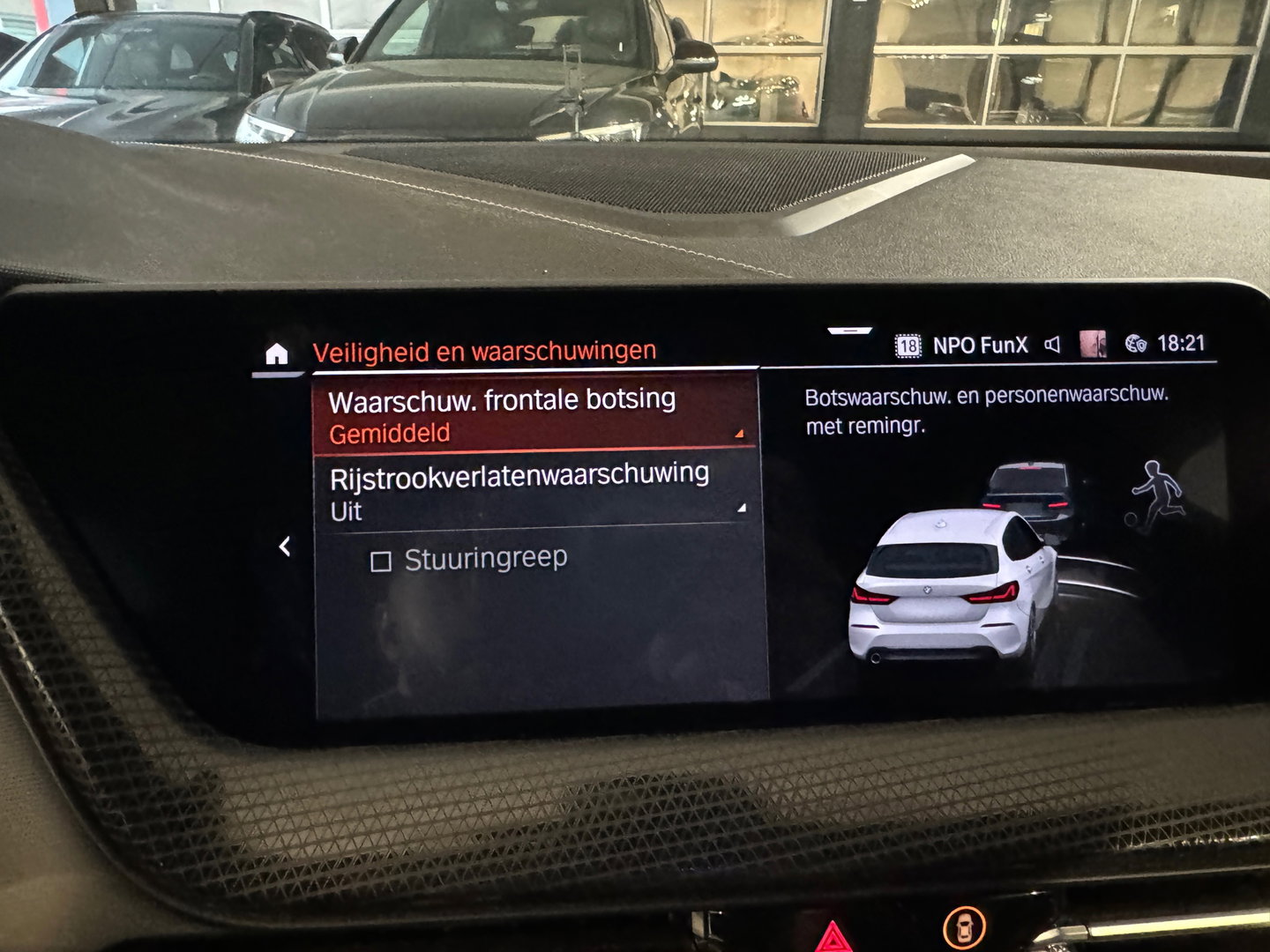 BMW 1-serie 118i High Executive M Sport Sfeer|CarPlay|NAP