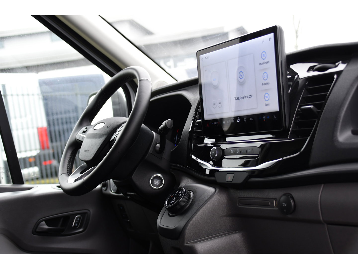 Ford E-Transit 350 L2H2 Trend 68 kWh PB Edition FACE LIFT! Camera, Virtual, Cruise, Carplay, Stoelverwarming, DEMO, Multimedia, Stuurverwarming, Uniek!