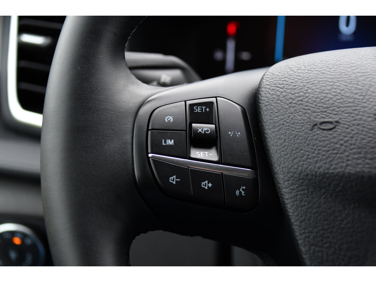 Ford E-Transit 350 L2H2 Trend 68 kWh PB Edition FACE LIFT! Camera, Virtual, Cruise, Carplay, Stoelverwarming, DEMO, Multimedia, Stuurverwarming, Uniek!