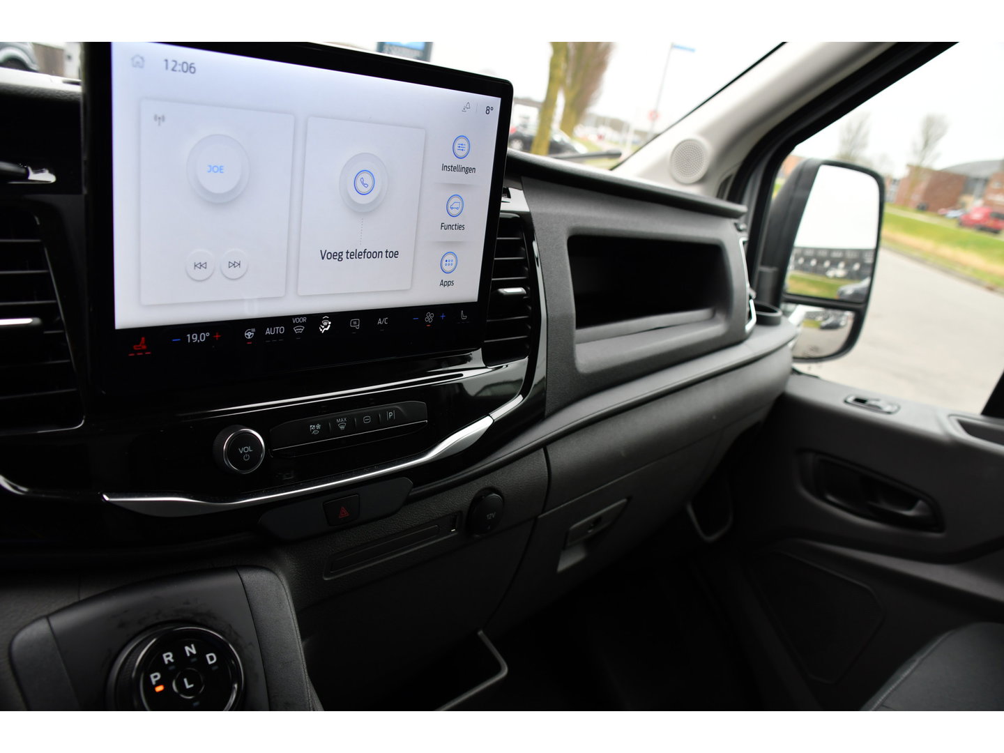 Ford E-Transit 350 L2H2 Trend 68 kWh PB Edition FACE LIFT! Camera, Virtual, Cruise, Carplay, Stoelverwarming, DEMO, Multimedia, Stuurverwarming, Uniek!