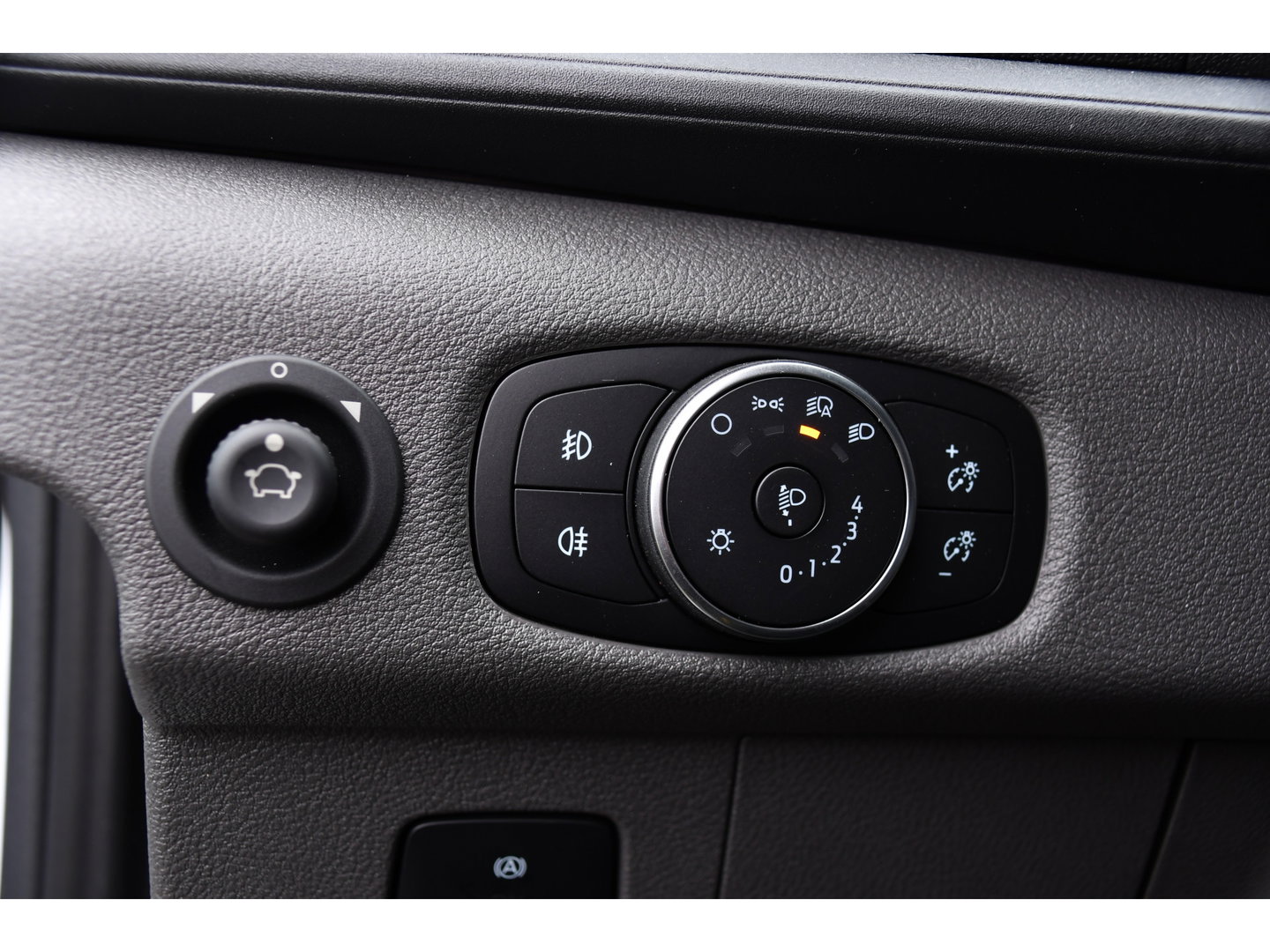 Ford E-Transit 350 L2H2 Trend 68 kWh PB Edition FACE LIFT! Camera, Virtual, Cruise, Carplay, Stoelverwarming, DEMO, Multimedia, Stuurverwarming, Uniek!