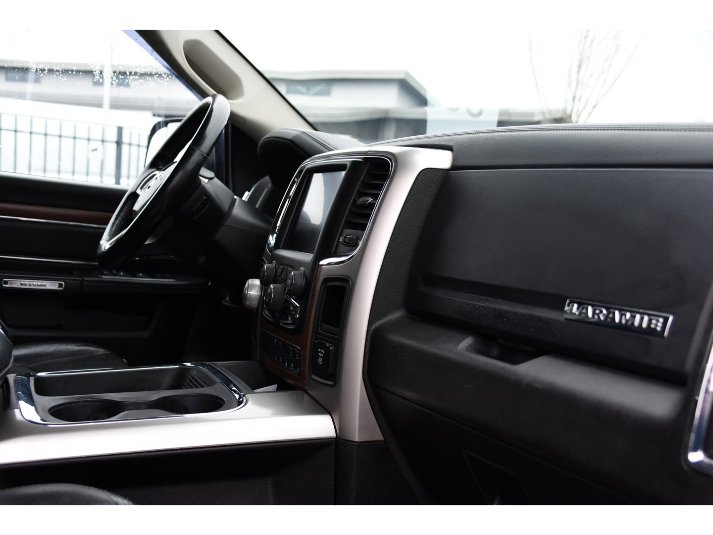 Dodge Ram 1500 3.0 TD 4x4 Crew Cab 5'7 Laramie Camera, Cruise, Carplay, Leder, LED, Stoelverwarming, 3500kg Trekhaak, Multimedia, PANO, Stuurverwarming, Uniek!