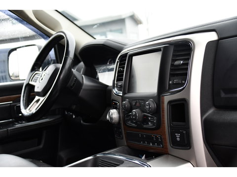 Dodge Ram 1500 3.0 TD 4x4 Crew Cab 5'7 Laramie Camera, Cruise, Carplay, Leder, LED, Stoelverwarming, 3500kg Trekhaak, Multimedia, PANO, Stuurverwarming, Uniek!
