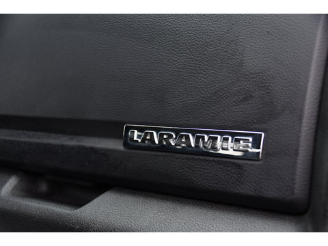 Dodge Ram 1500 3.0 TD 4x4 Crew Cab 5'7 Laramie Camera, Cruise, Carplay, Leder, LED, Stoelverwarming, 3500kg Trekhaak, Multimedia, PANO, Stuurverwarming, Uniek!