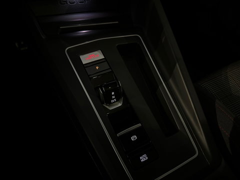 Volkswagen Golf 2.0 TSI GTI Pano|IQ|Mistlamp|Camera|Sfeer