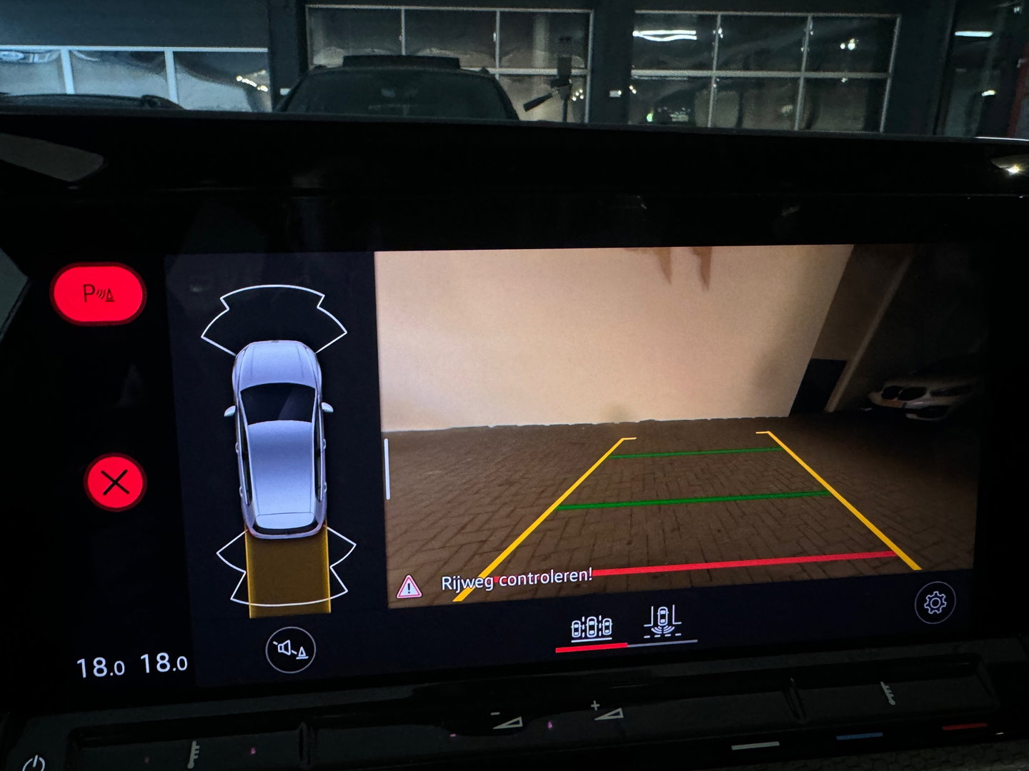 Volkswagen Golf 2.0 TSI GTI Pano|IQ|Mistlamp|Camera|Sfeer