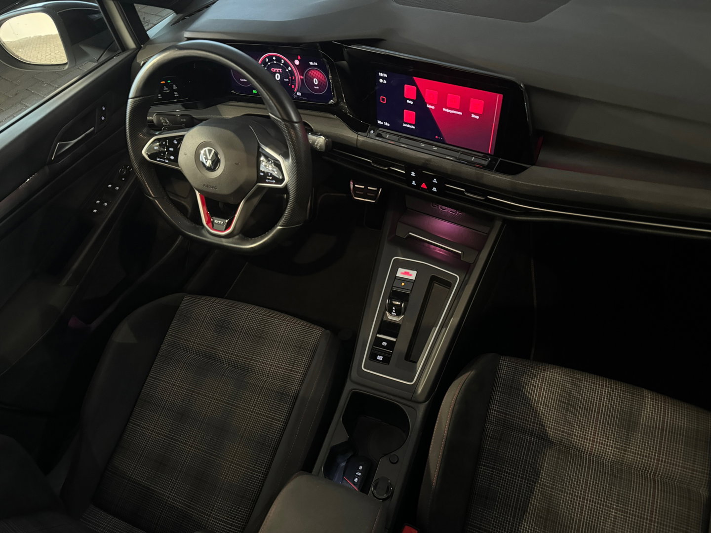 Volkswagen Golf 2.0 TSI GTI Pano|IQ|Mistlamp|Camera|Sfeer