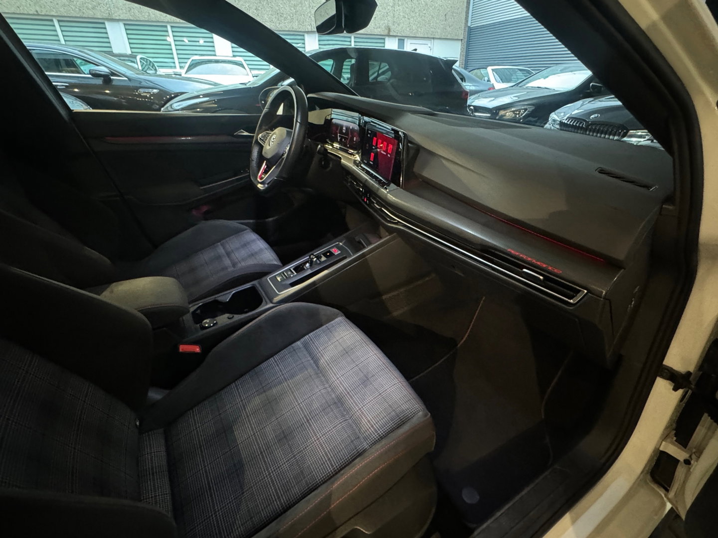 Volkswagen Golf 2.0 TSI GTI Pano|IQ|Mistlamp|Camera|Sfeer