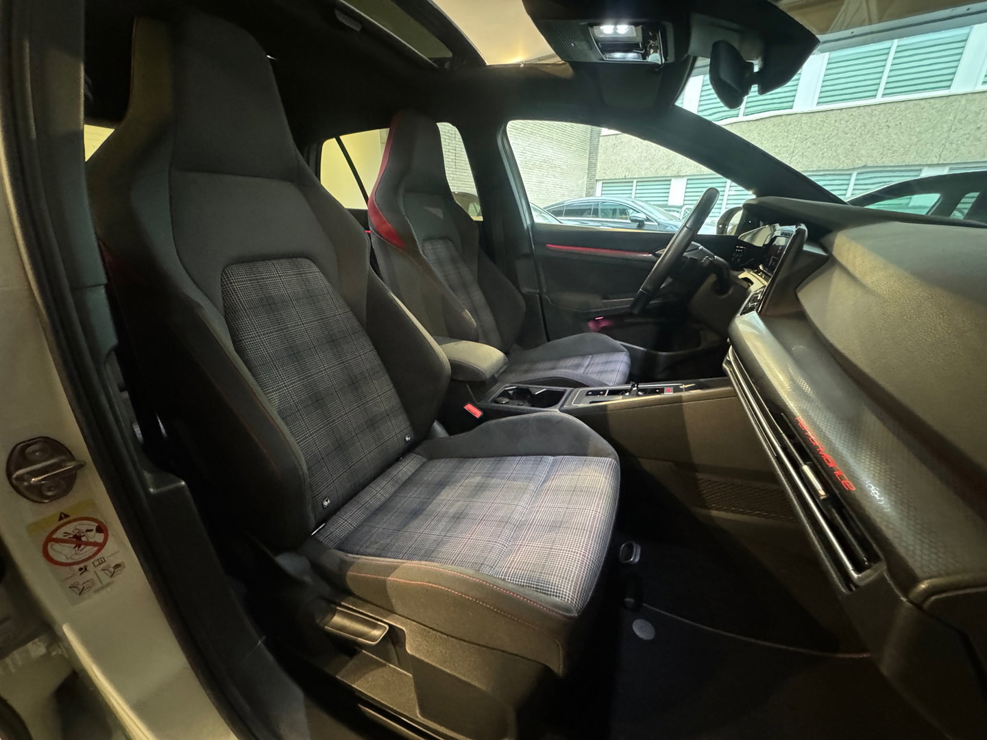 Volkswagen Golf 2.0 TSI GTI Pano|IQ|Mistlamp|Camera|Sfeer