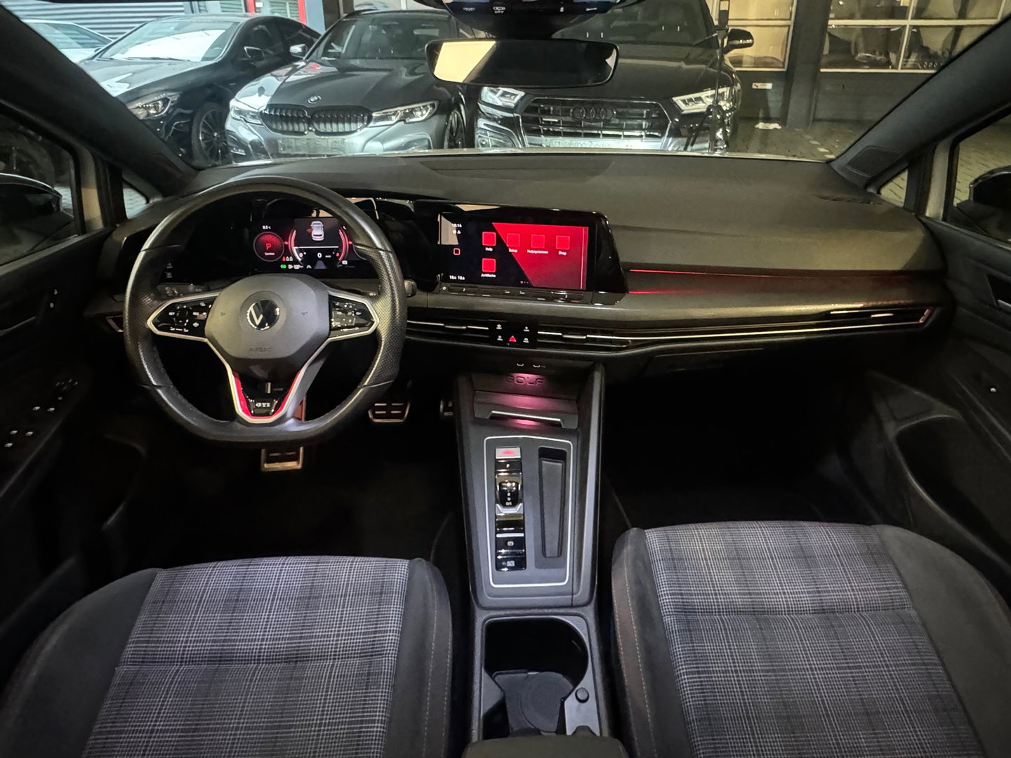 Volkswagen Golf 2.0 TSI GTI Pano|IQ|Mistlamp|Camera|Sfeer