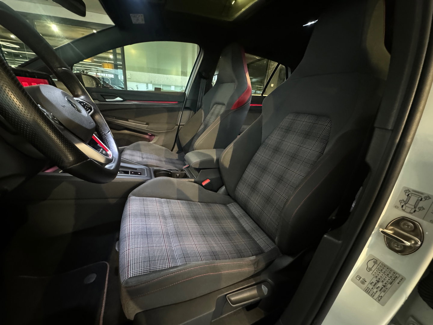 Volkswagen Golf 2.0 TSI GTI Pano|IQ|Mistlamp|Camera|Sfeer