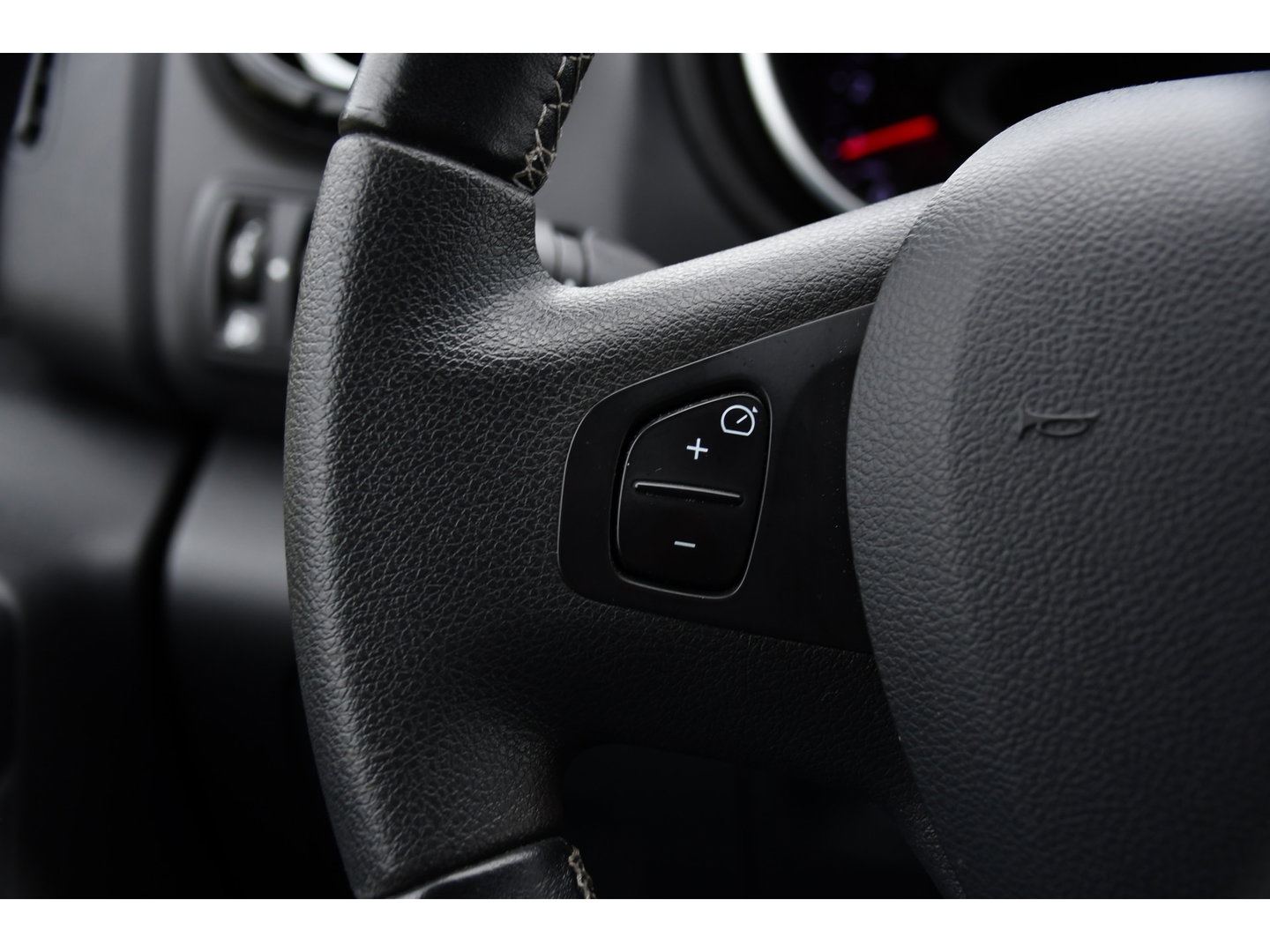 Renault Trafic 2.0 dCi 145 T29 L2H1 Luxe Cruise, Carplay, LED, 145pk, Automaat, Multimedia, Sensoren, Trekhaak, NAVI, Uniek!