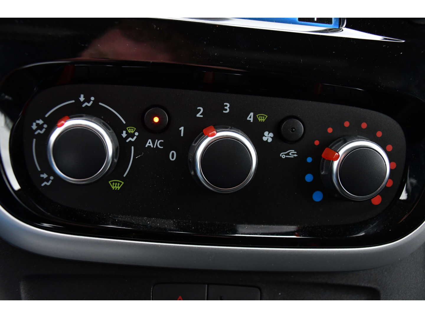 Renault Trafic 2.0 dCi 145 T29 L2H1 Luxe Cruise, Carplay, LED, 145pk, Automaat, Multimedia, Sensoren, Trekhaak, NAVI, Uniek!