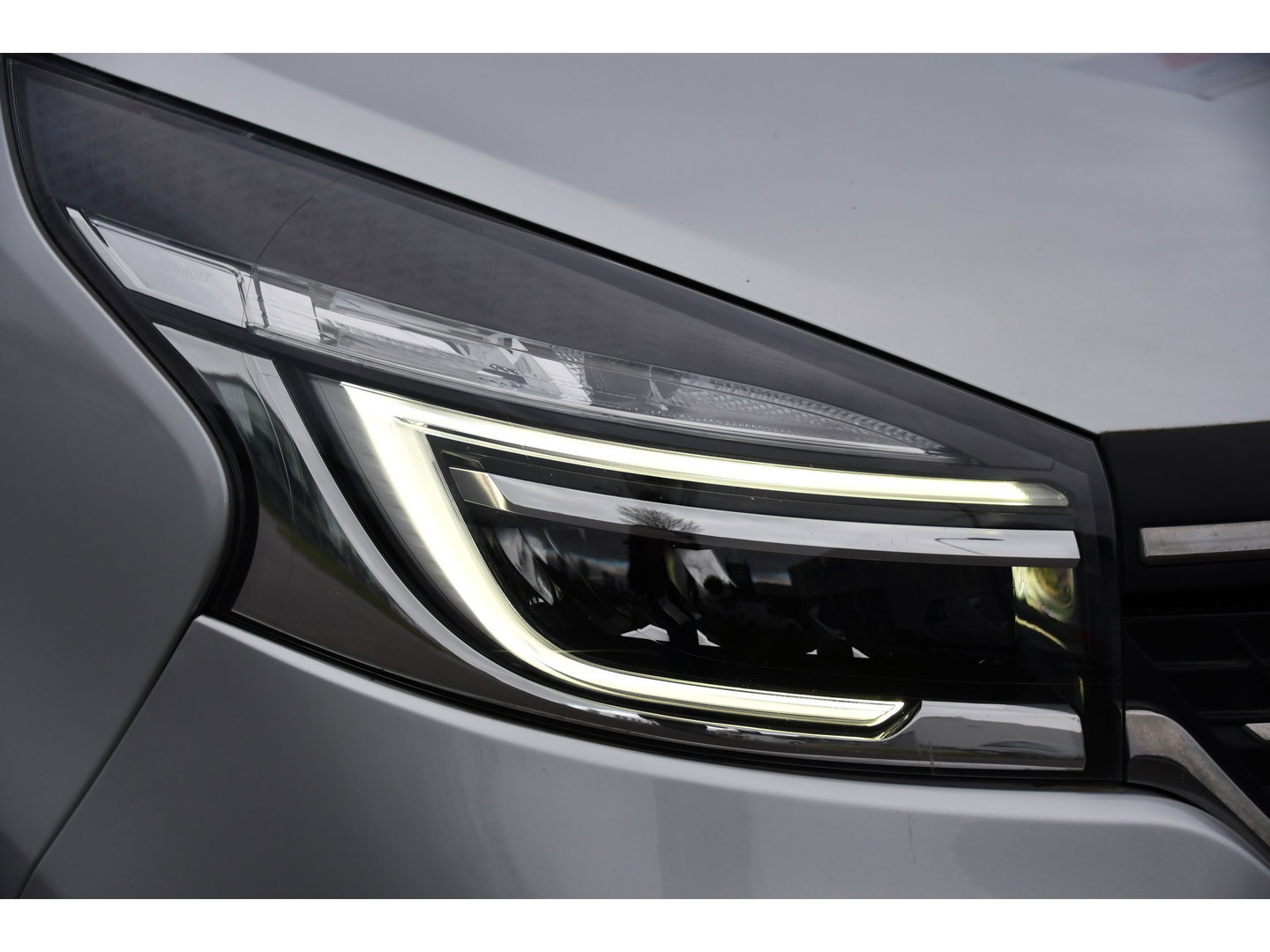 Renault Trafic 2.0 dCi 145 T29 L2H1 Luxe Cruise, Carplay, LED, 145pk, Automaat, Multimedia, Sensoren, Trekhaak, NAVI, Uniek!