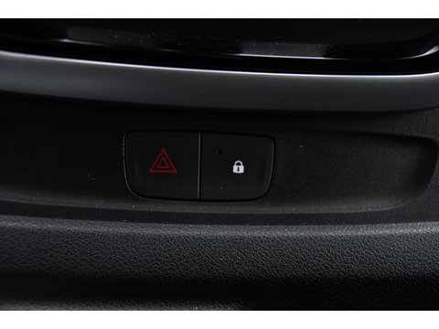 Renault Trafic 2.0 dCi 145 T29 L2H1 Luxe Cruise, Carplay, LED, 145pk, Automaat, Multimedia, Sensoren, Trekhaak, NAVI, Uniek!