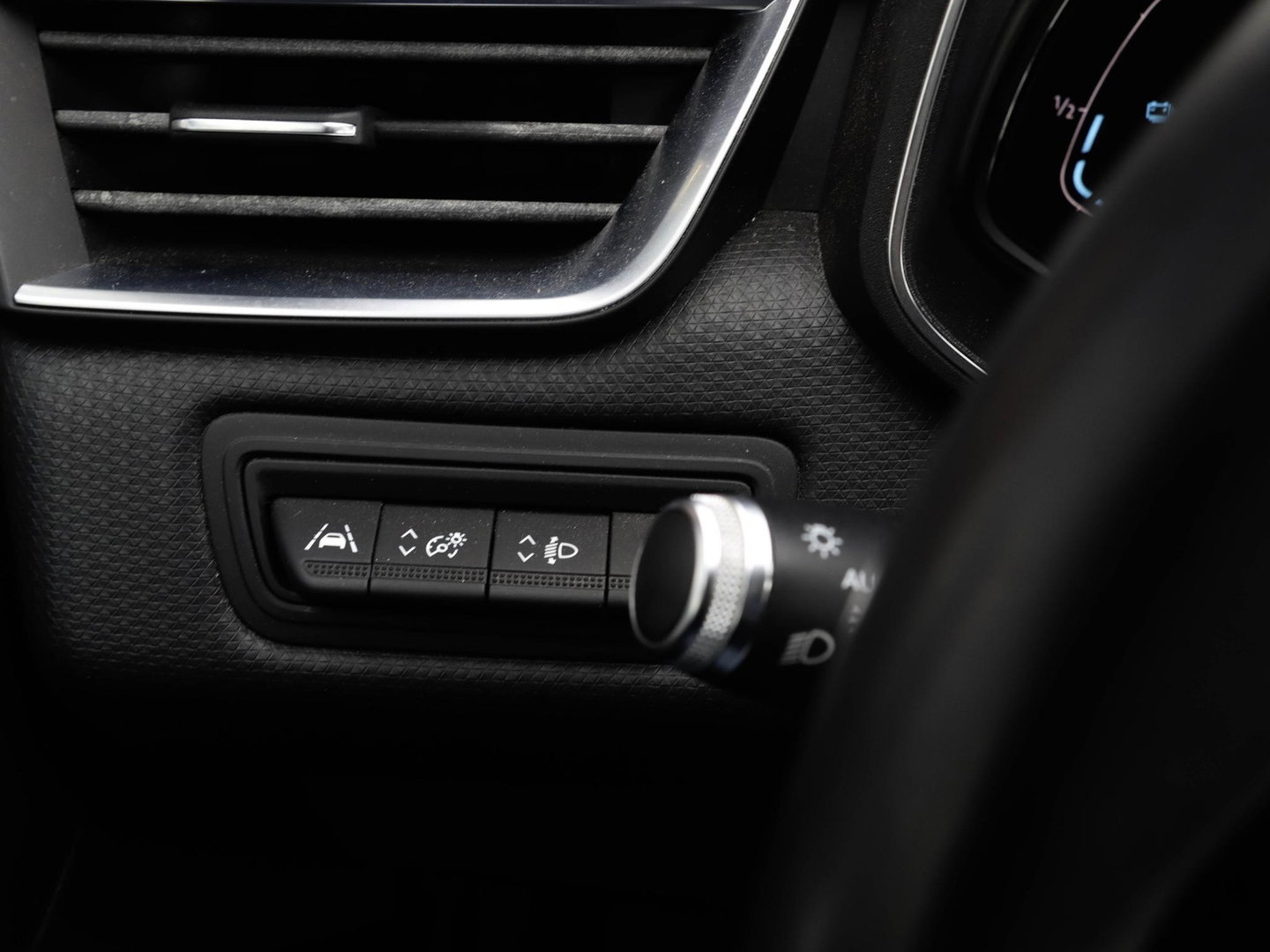 Renault Clio 1.6 E-Tech Hybrid 140 Intens Navigatie Clima PDC